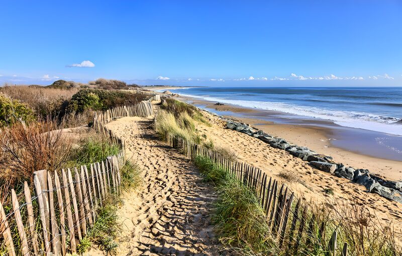 Zandpad naar het Strand