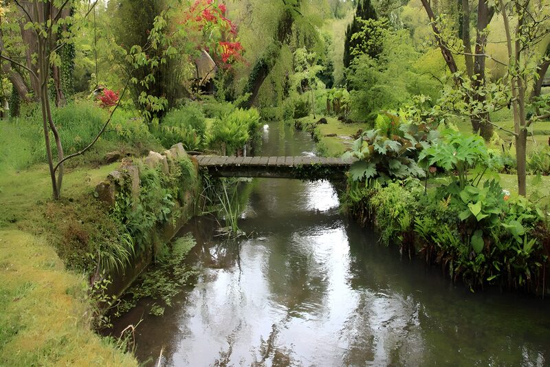 Betoverend Tuinpad met een Brug