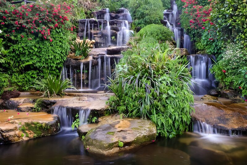Prachtige Waterval in Groene Oase