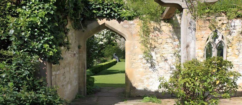 Poort naar de rustgevende tuin